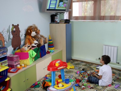 Детская комната с воспитателем, батут, игровой лабиринт, Санаторий Озерный, Санатории Беларуси