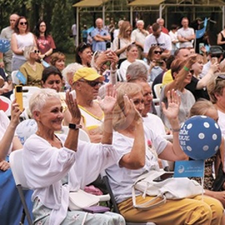 Озёрному 22!